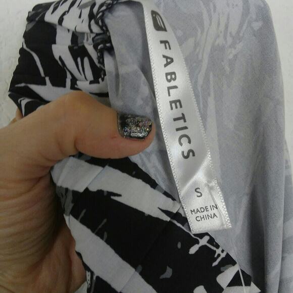 NWT FABLETICS Clarissa Wrap Skirt II Above Knee  Black White Size Small - Picture 6 of 8